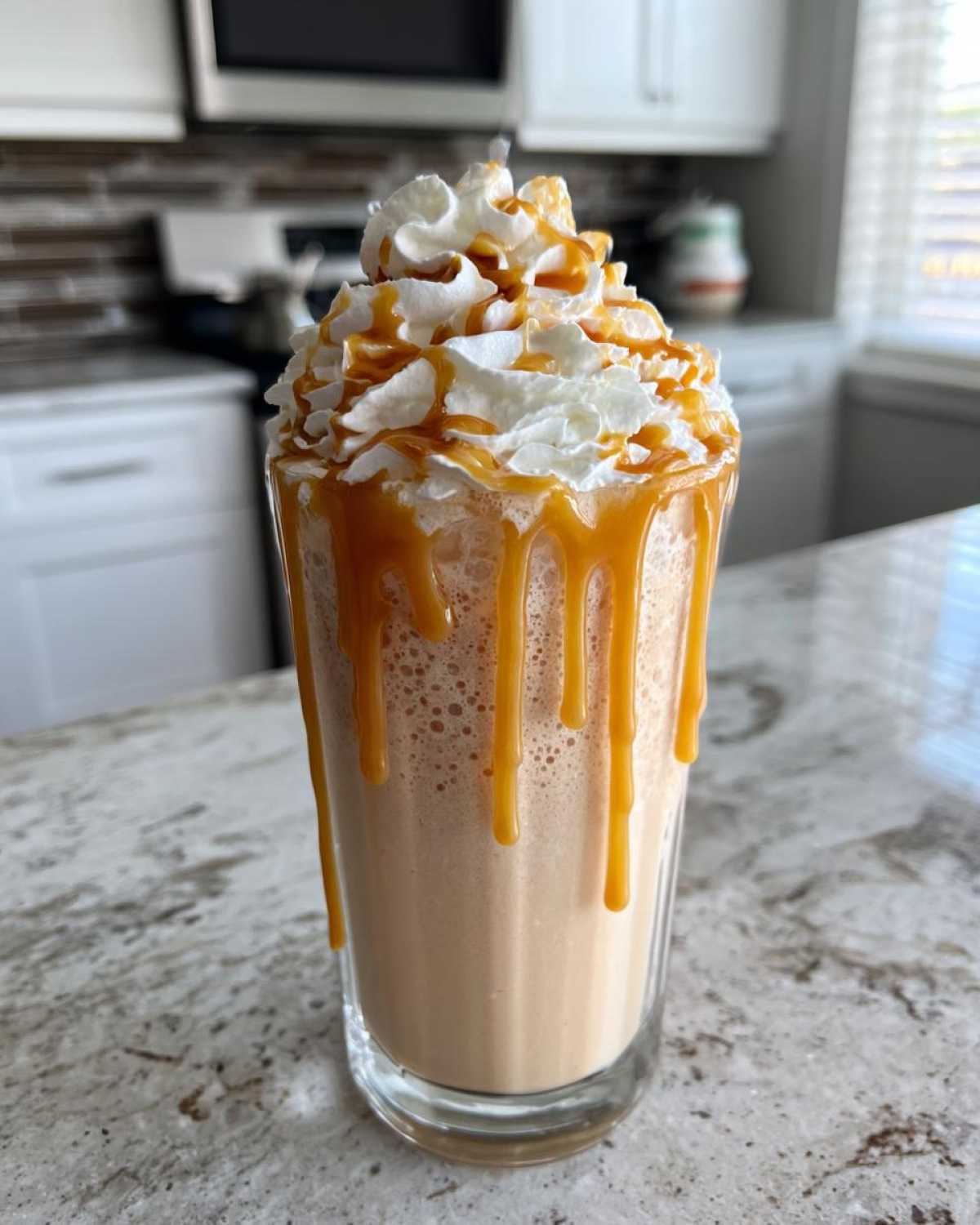 Caramel Apple Milkshake - detail 1