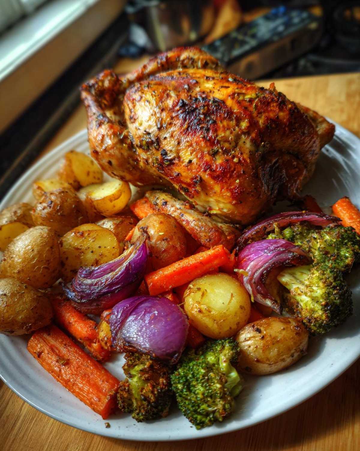 Herb-Roasted Chicken with Rainbow Vegetables - detail 3