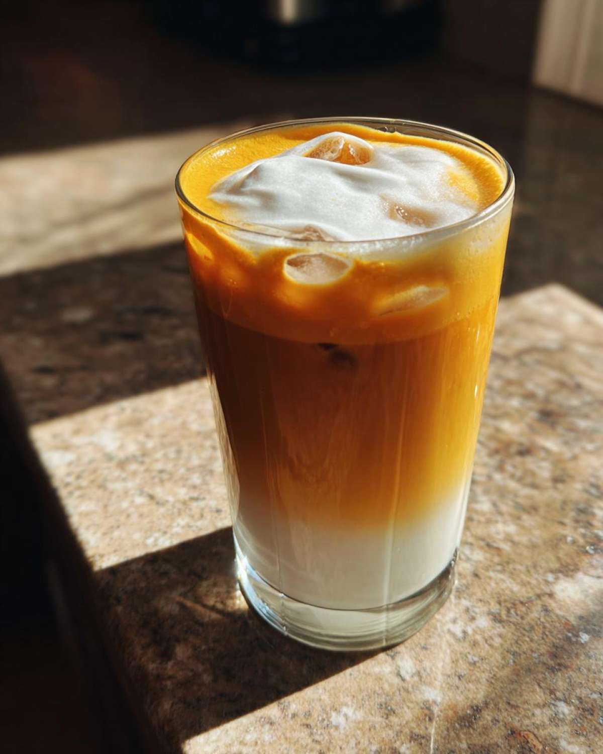 Iced Chai Latte with Pumpkin Cold Foam - detail 2