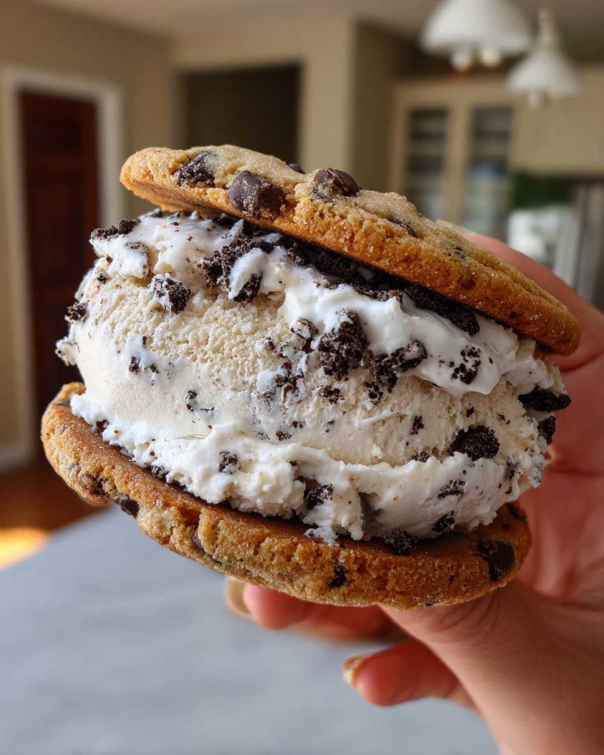 No-Churn Cookies & Cream Ice Cream Sandwiches - detail 4