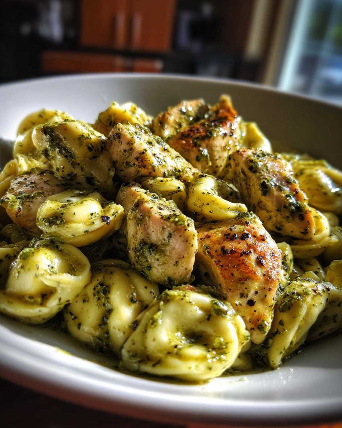 One-Pot Creamy Pesto Chicken Tortellini - detail 1
