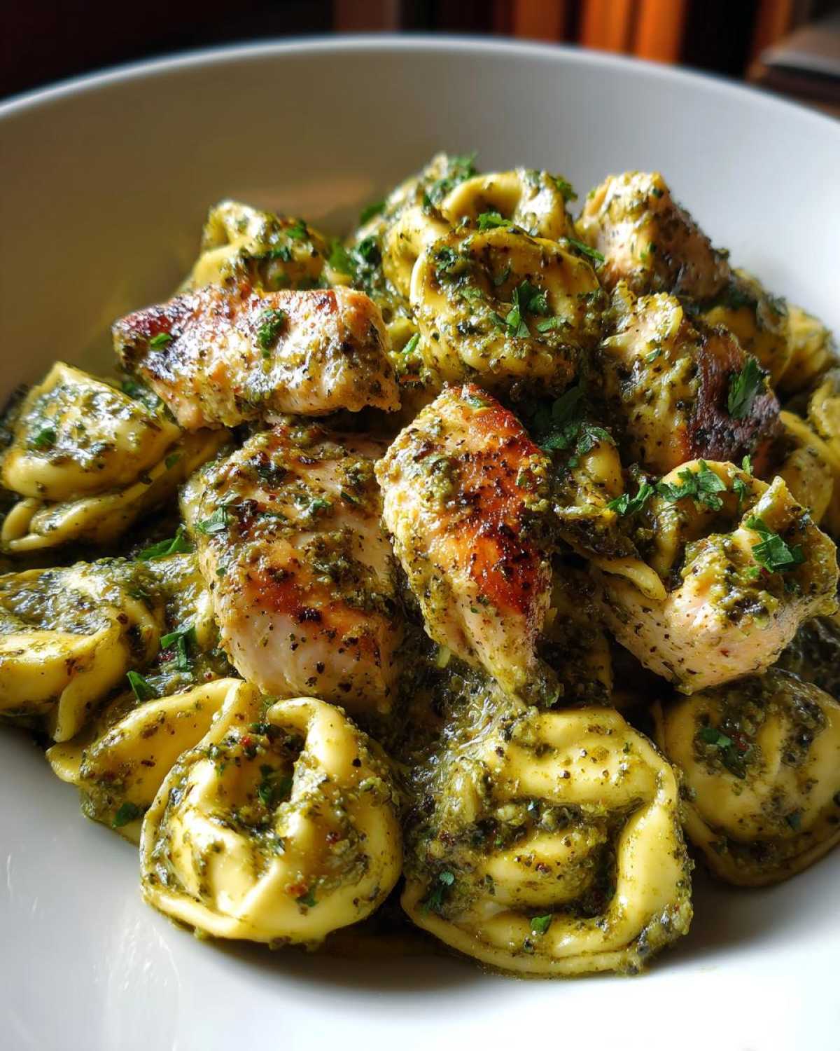 One-Pot Creamy Pesto Chicken Tortellini - detail 2