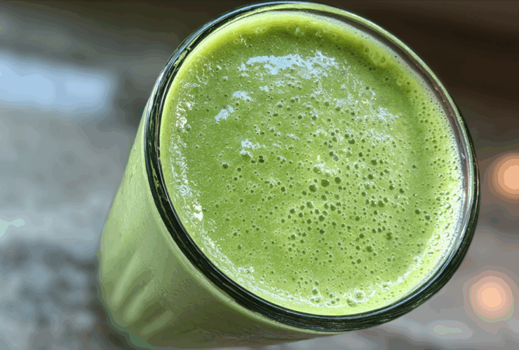 Tropical Green Detox Smoothie