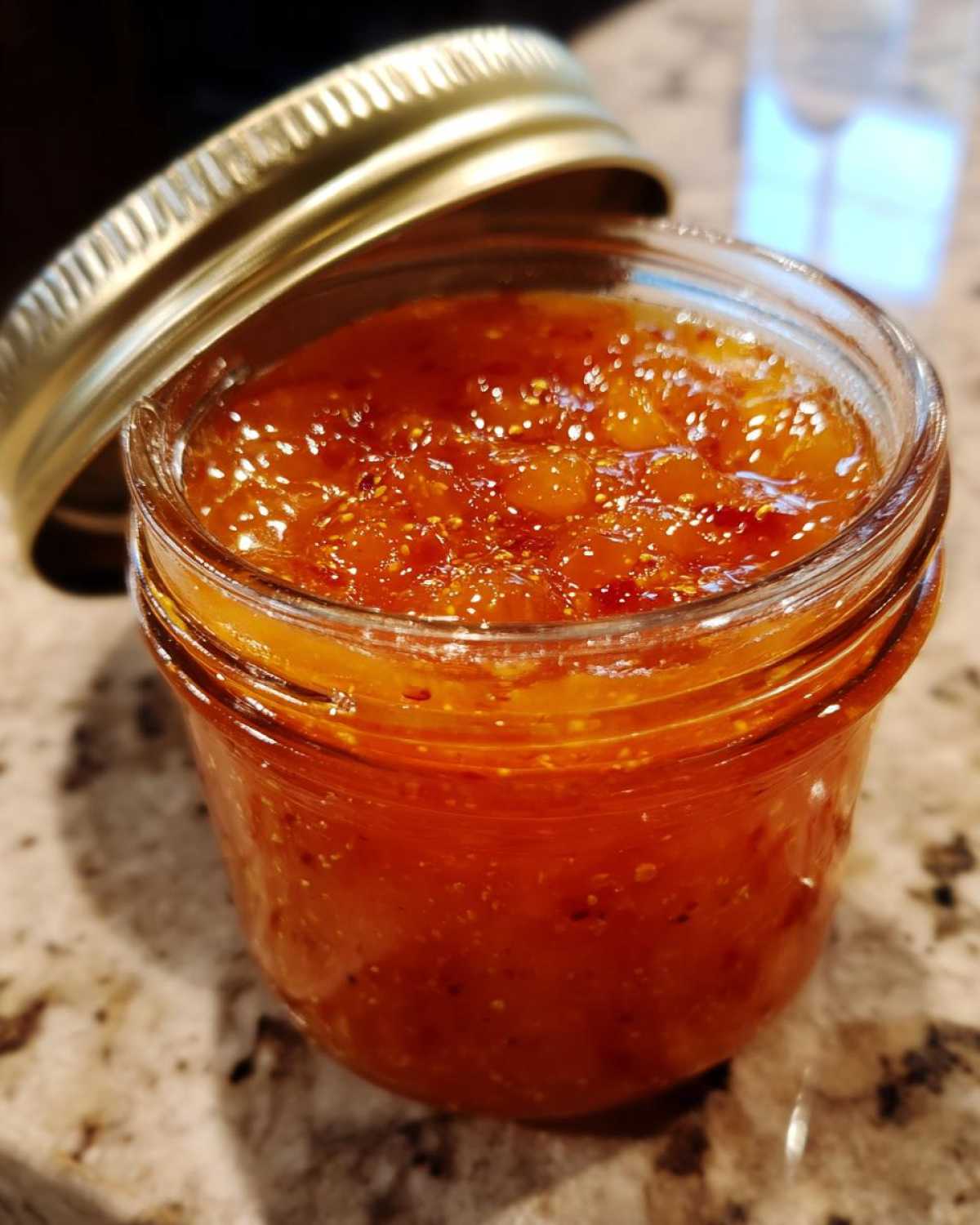 Vanilla Bean Peach Jam - detail 3